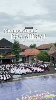 SMPN 15 Yogyakarta memperingati Isra Mikraj Nabi Muhammad SAW dengan tema “Belajar Iman dan Akhlak dari Peristiwa Isra Mikraj”. Kegiatan ini diisi oleh Ustadz Wuntat yang menyampaikan tausiyah inspiratif tentang makna keimanan, pentingnya salat, serta teladan akhlak Nabi Muhammad SAW untuk diterapkan dalam kehidupan sehari-hari di lingkungan sekolah maupun masyarakat.