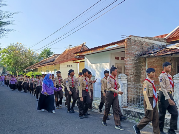 Sehat, Bugar, Berkarakter: Semarak Jumat Sehat di SMPN 15 Yogyakarta