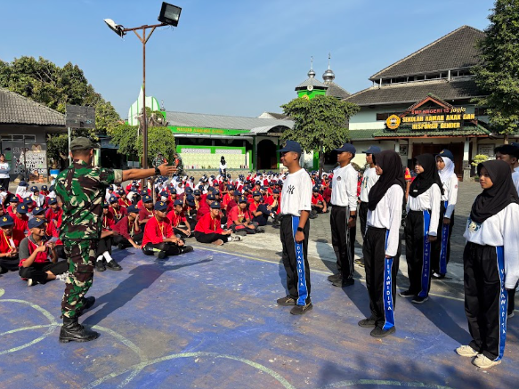 SMP Negeri 15 Yogyakarta Tanamkan Jiwa Nasionalisme melalui Kegiatan Bela Negara bagi Murid Kelas VII